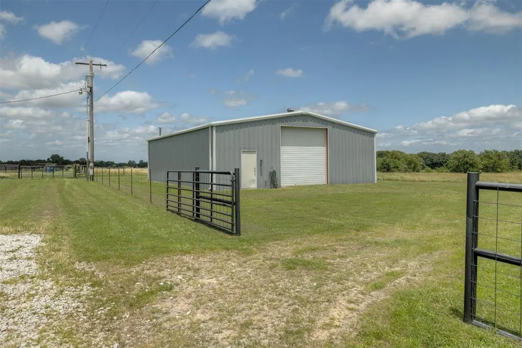Photo 7 — 414315 E 1080 Road, Checotah, OK 74426