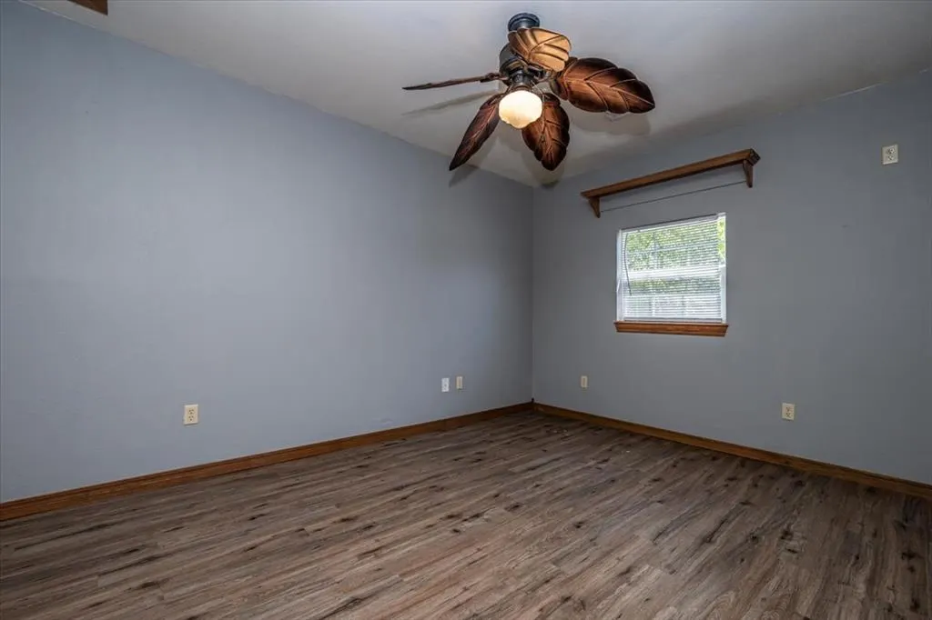 Photo 21 — 601 W Main Street, Tecumseh, OK 74873