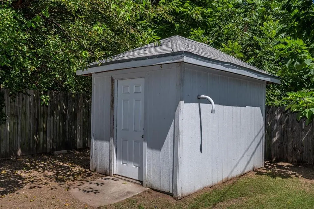 Photo 26 — 601 W Main Street, Tecumseh, OK 74873