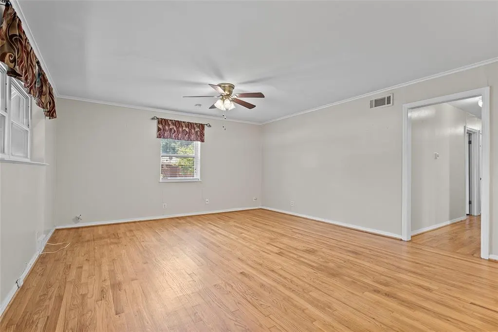Photo 4 — 2001 NW Robison Street, Ardmore, OK 73401