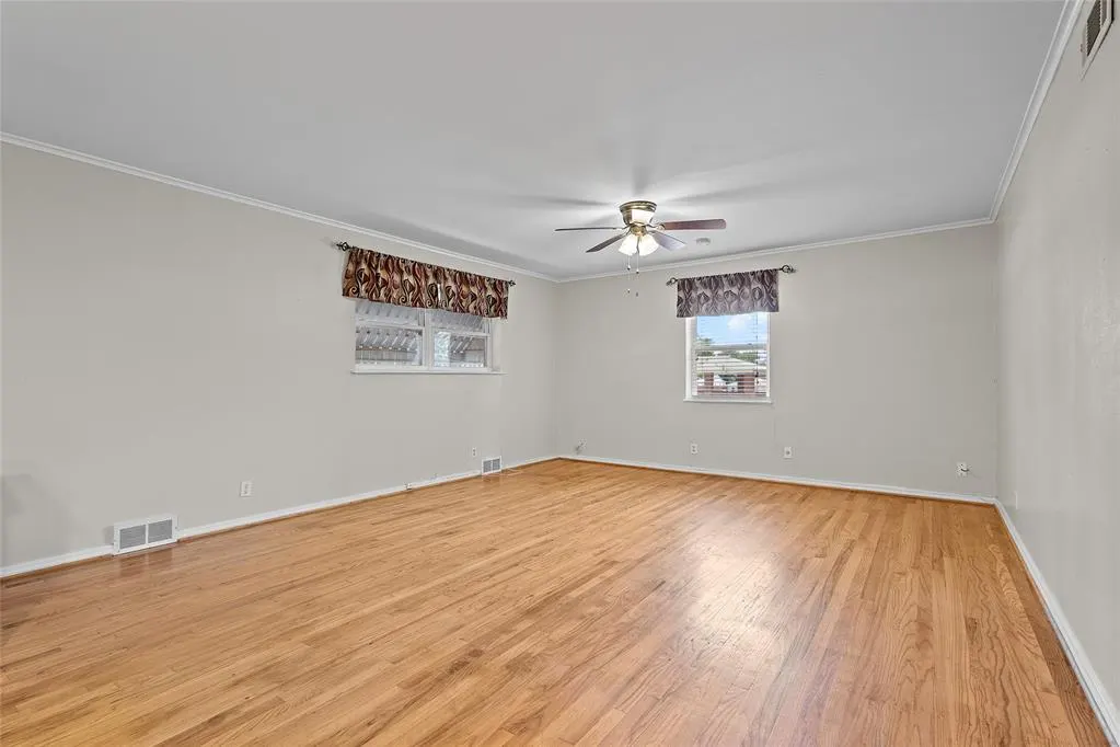 Photo 5 — 2001 NW Robison Street, Ardmore, OK 73401
