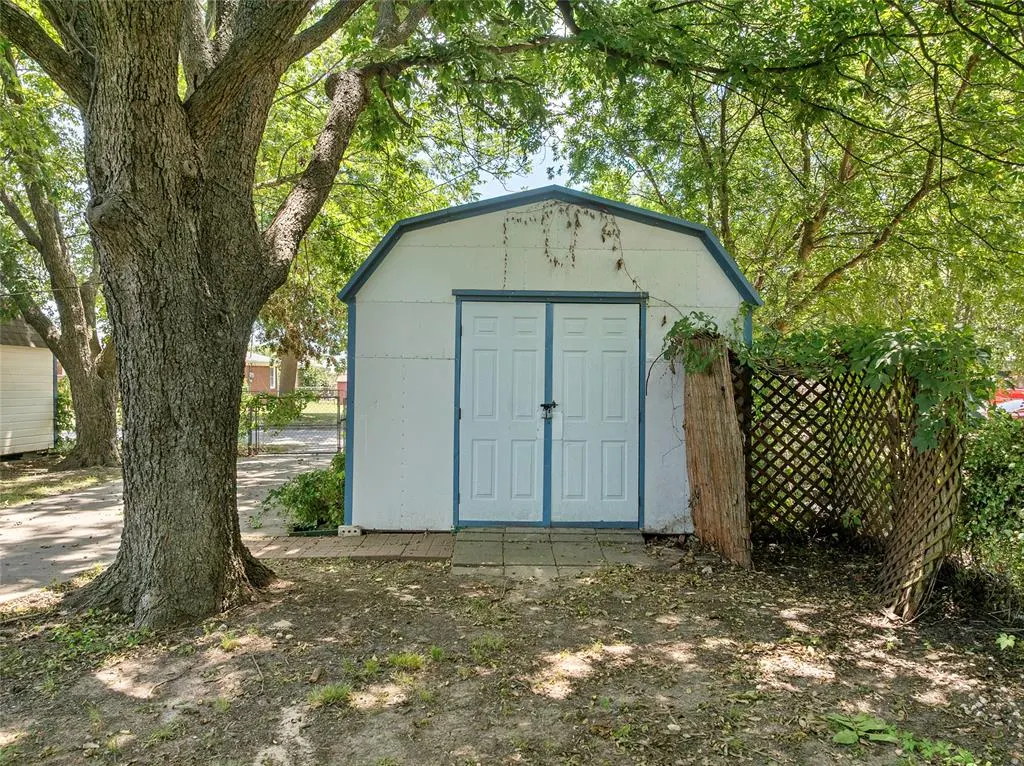 Photo 37 — 2001 NW Robison Street, Ardmore, OK 73401