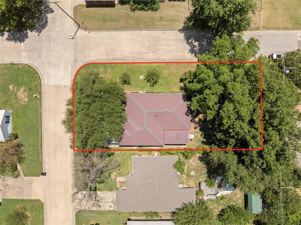 Photo 44 — 2001 NW Robison Street, Ardmore, OK 73401