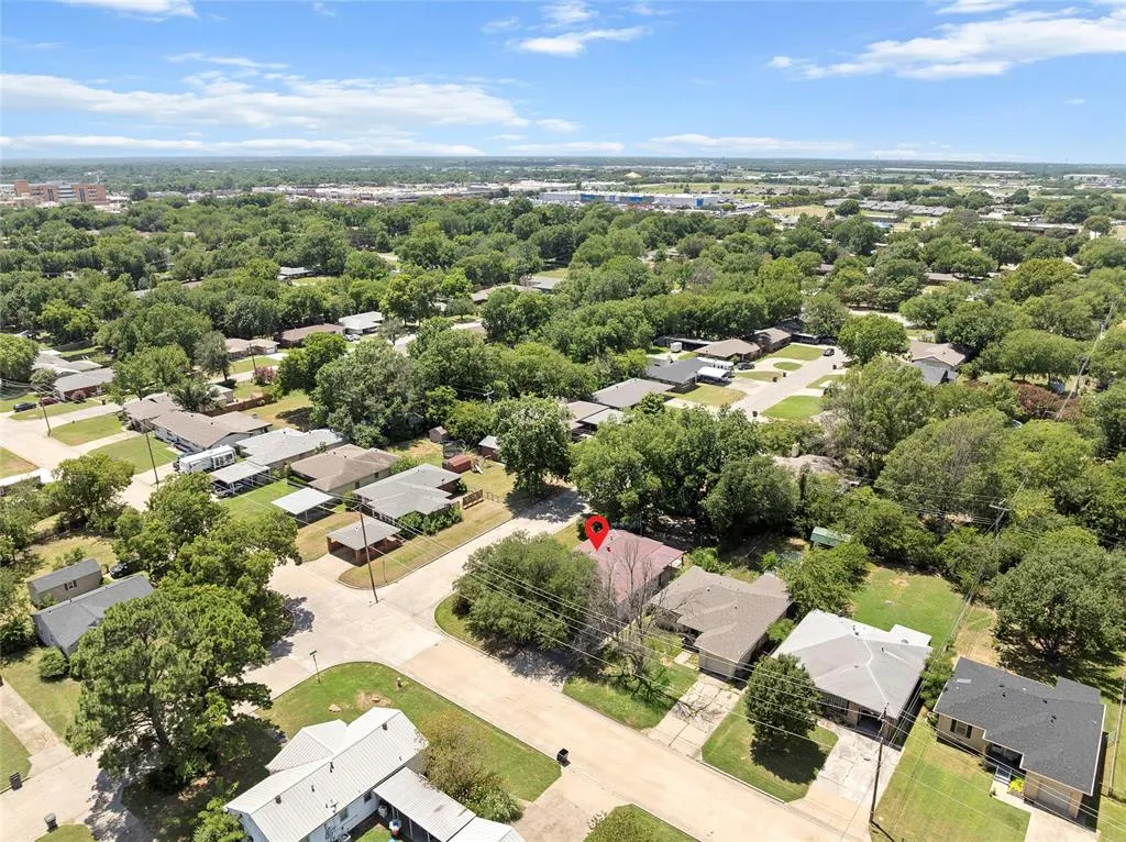 Photo 45 — 2001 NW Robison Street, Ardmore, OK 73401