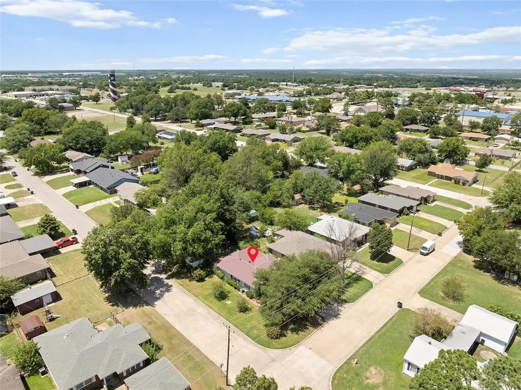Photo 47 — 2001 NW Robison Street, Ardmore, OK 73401