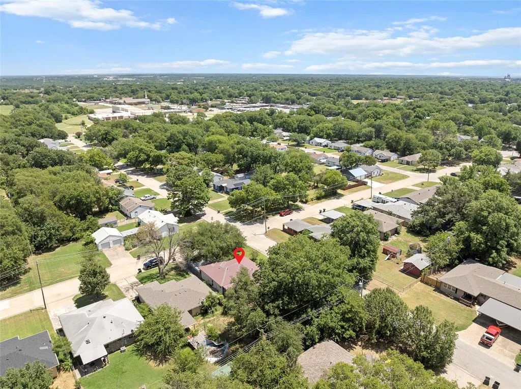 Photo 49 — 2001 NW Robison Street, Ardmore, OK 73401
