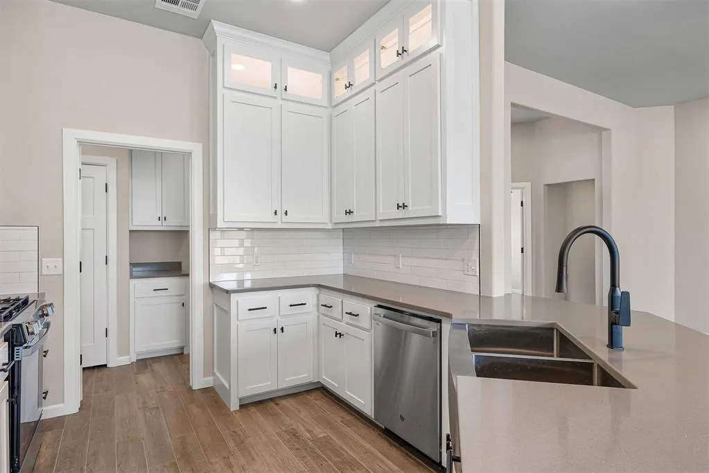Photo 13 — 2908 Redwood Court, Newcastle, OK 73065