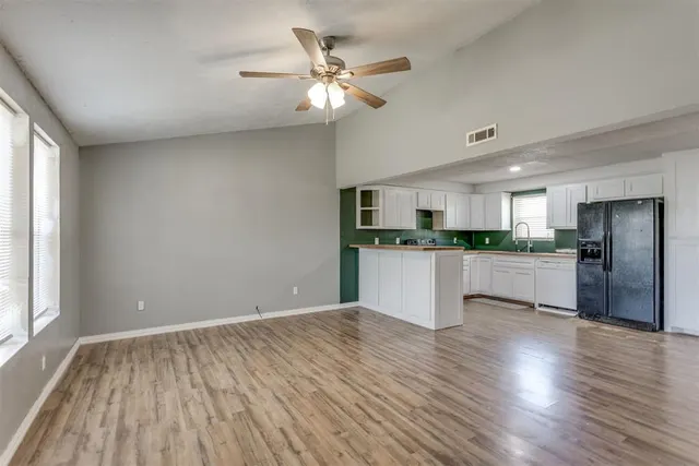 Photo 2 — 9401 Whitebrook Street, Norman, OK 73026