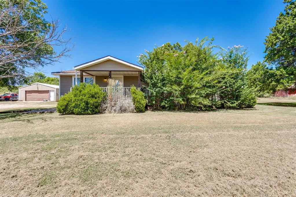 Photo 3 — 9401 Whitebrook Street, Norman, OK 73026
