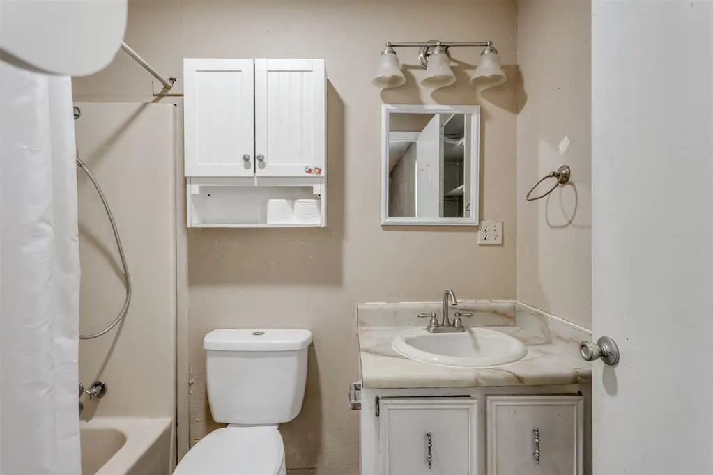 Photo 15 — 9401 Whitebrook Street, Norman, OK 73026