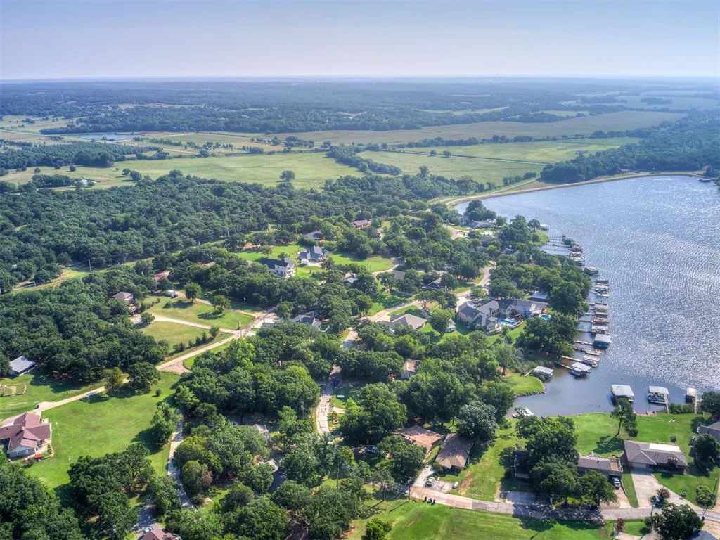 Photo 14 — 49 W Shore Drive, Arcadia, OK 73007