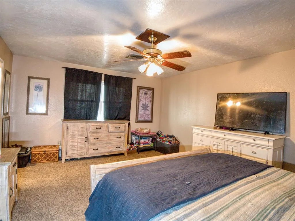 Photo 12 — 352097 E 1040 Road, Prague, OK 74864