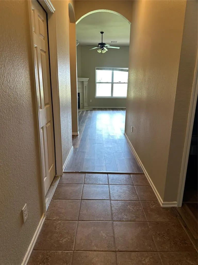 Photo 17 — 8001 John Robert Drive, Oklahoma City, OK 73135