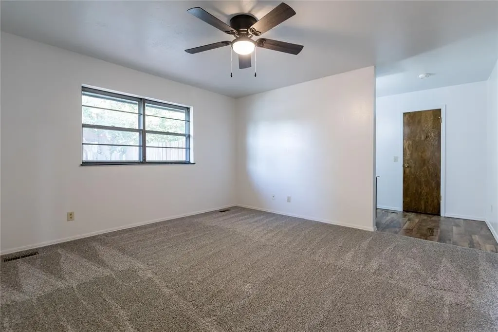Photo 13 — 1700 E RIDGEWAY Street, Weatherford, OK 73096