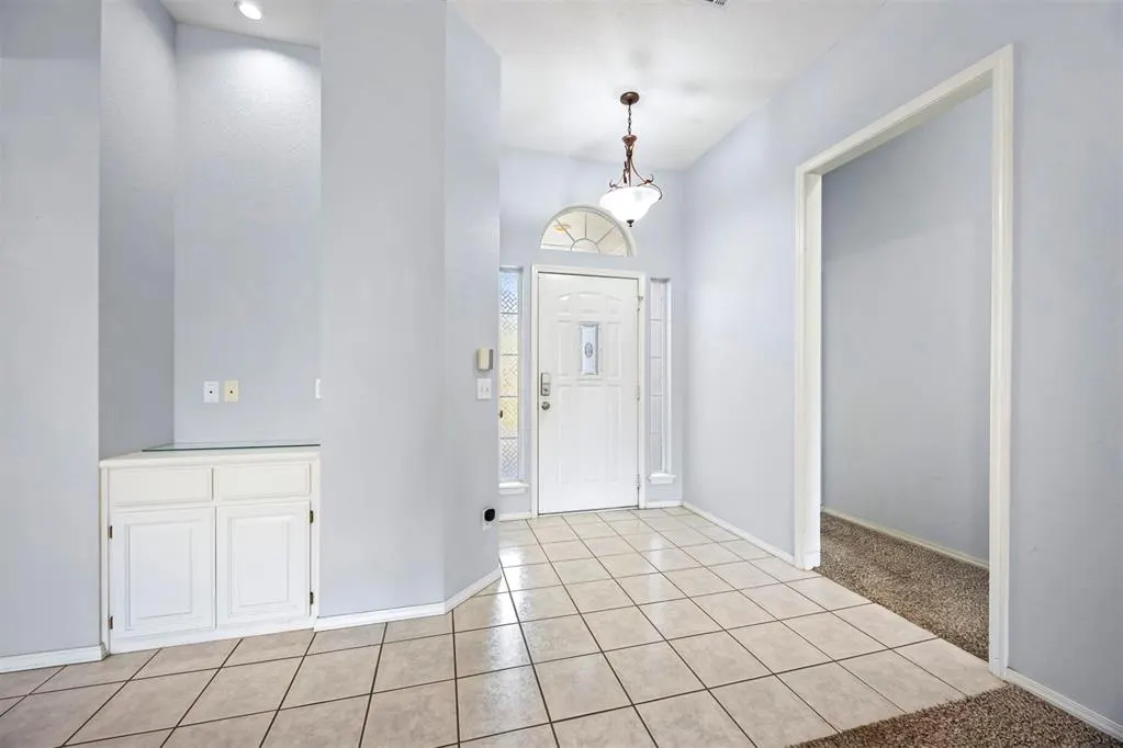 Photo 3 — 9620 Gold Field Place, Oklahoma City, OK 73128
