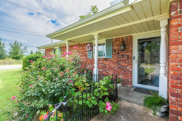 Photo 5 — 4411 N Chapman Avenue, Shawnee, OK 74804