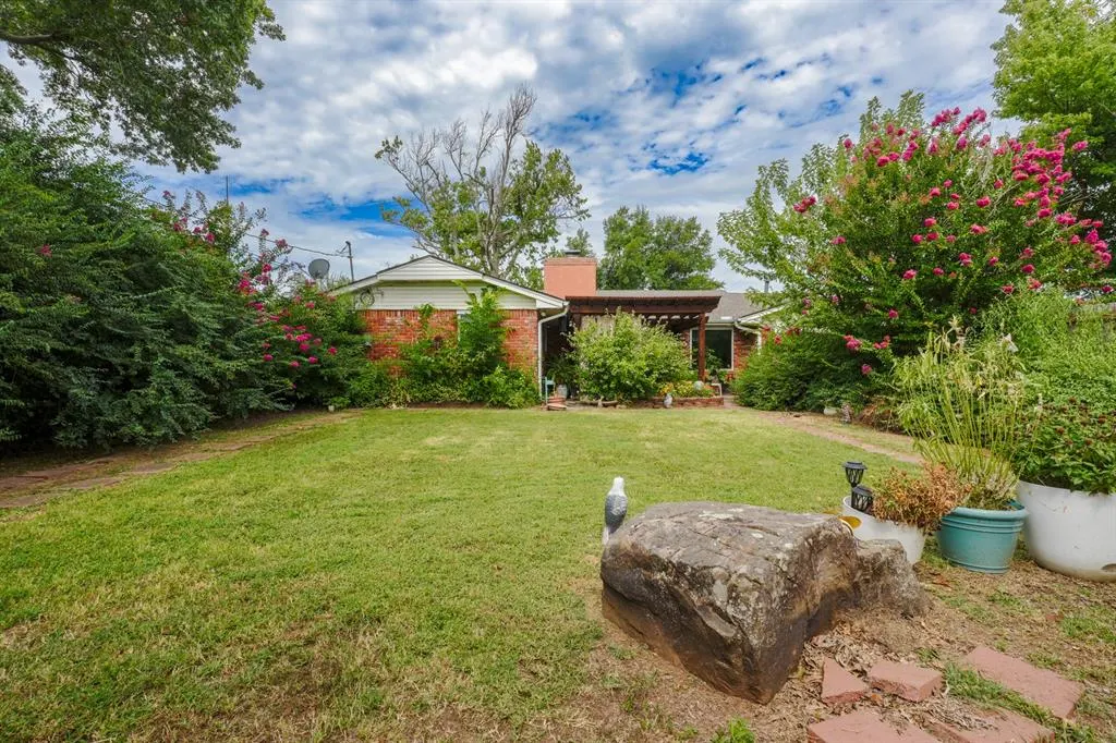 Photo 43 — 4411 N Chapman Avenue, Shawnee, OK 74804
