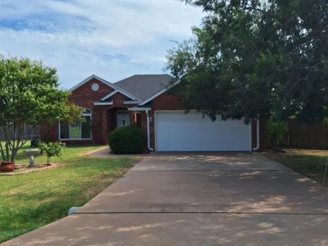 Front exterior — 7 NW Havenshire Circle, Lawton, OK 73505