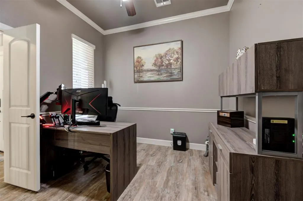 Photo 30 — 5700 St James Place, Oklahoma City, OK 73179