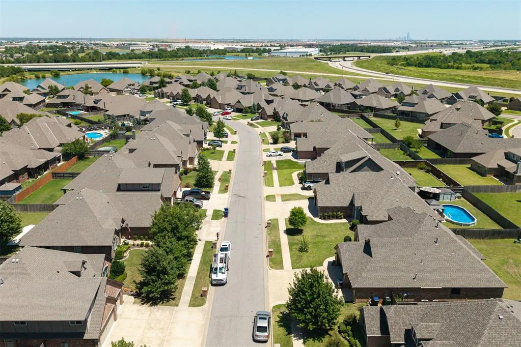 Photo 50 — 5700 St James Place, Oklahoma City, OK 73179