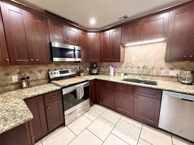 Photo 3 — 17209 Hickory Trail, Newalla, OK 74857