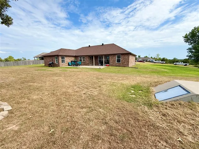 Photo 5 — 17209 Hickory Trail, Newalla, OK 74857