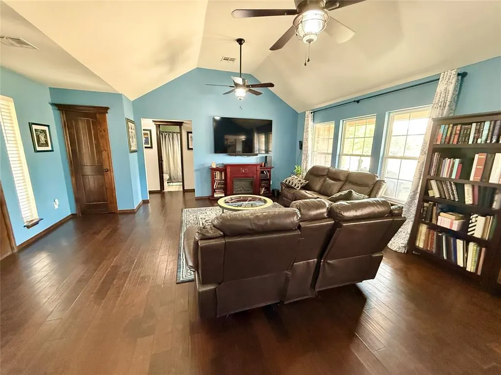 Photo 14 — 17209 Hickory Trail, Newalla, OK 74857