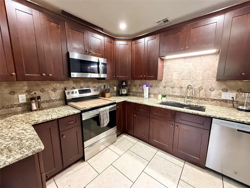 Photo 19 — 17209 Hickory Trail, Newalla, OK 74857