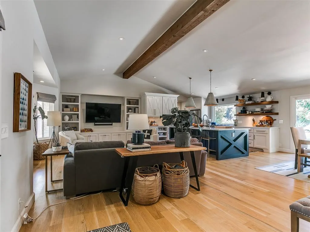 Photo 3 — 2713 NW 55th Place, Oklahoma City, OK 73112