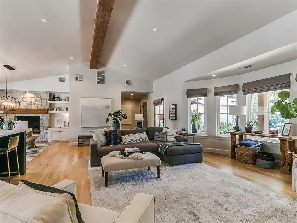 Photo 5 — 2713 NW 55th Place, Oklahoma City, OK 73112