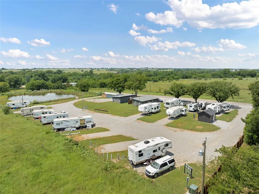 Photo 10 — 11889 Indian Trails Road, Marietta, OK 73448