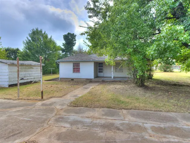 Photo 2 — 15012 NE 36th Street, Choctaw, OK 73020
