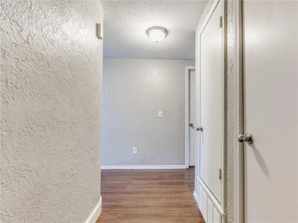 Photo 21 — 1801 NW 8th Street, Oklahoma City, OK 73106