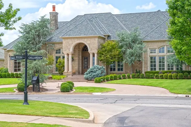 Photo 5 — 14315 Gaillardia Drive, Oklahoma City, OK 73142