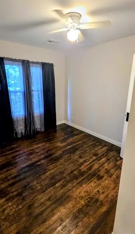 Photo 6 — 518 S Oxford Street, Maud, OK 74854