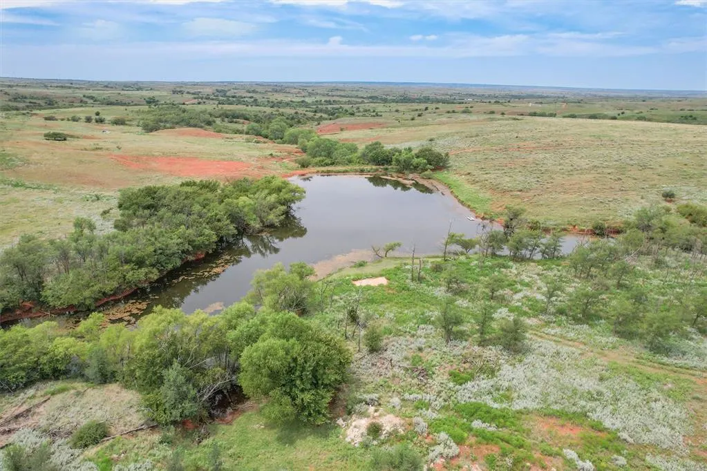 Photo 4 — 10509 N 1970 Road, Elk City, OK 73644