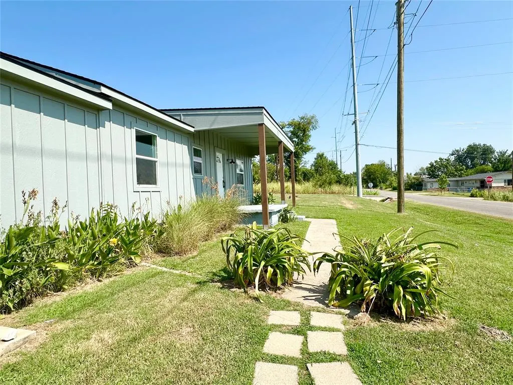 Photo 36 — 302 S Leo Avenue, Shawnee, OK 74801