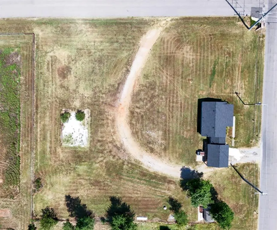 Photo 42 — 302 S Leo Avenue, Shawnee, OK 74801