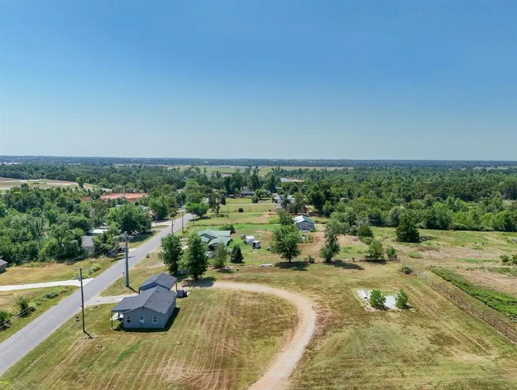 Photo 47 — 302 S Leo Avenue, Shawnee, OK 74801