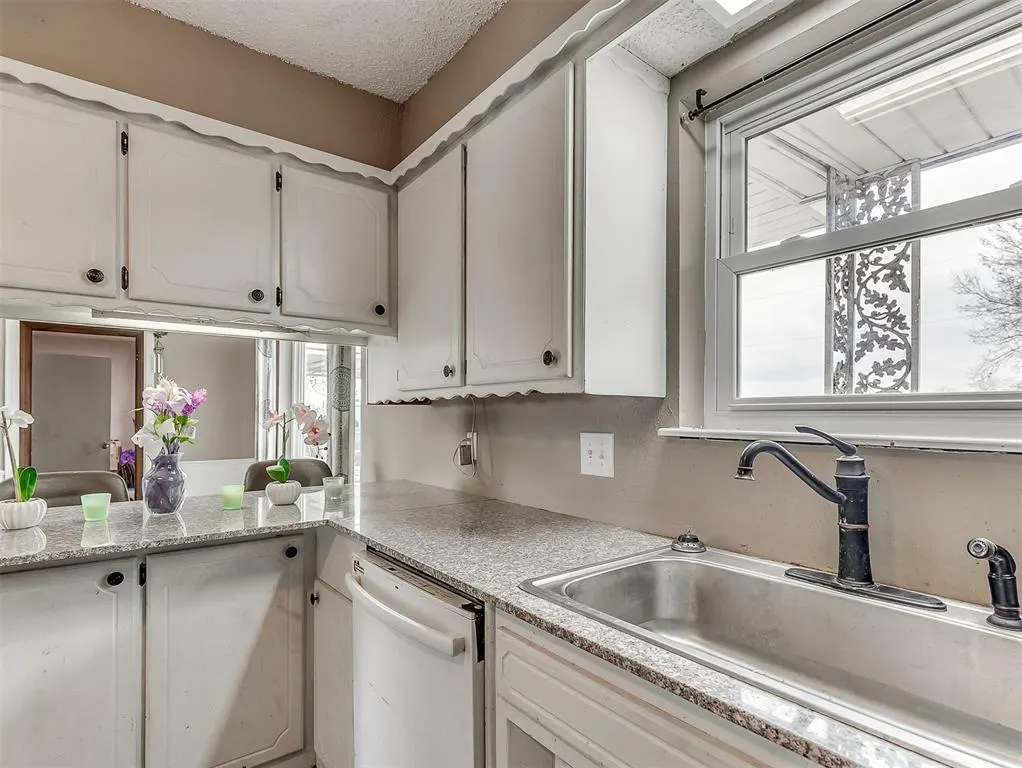 Photo 12 — 14400 W Cooksey Road, Crescent, OK 73028