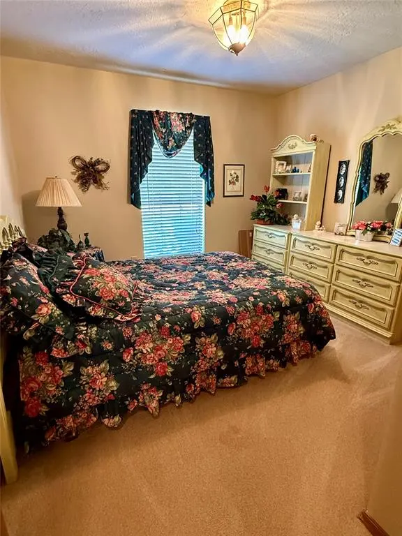 Photo 7 — 2308 Sunup Place, Clinton, OK 73601