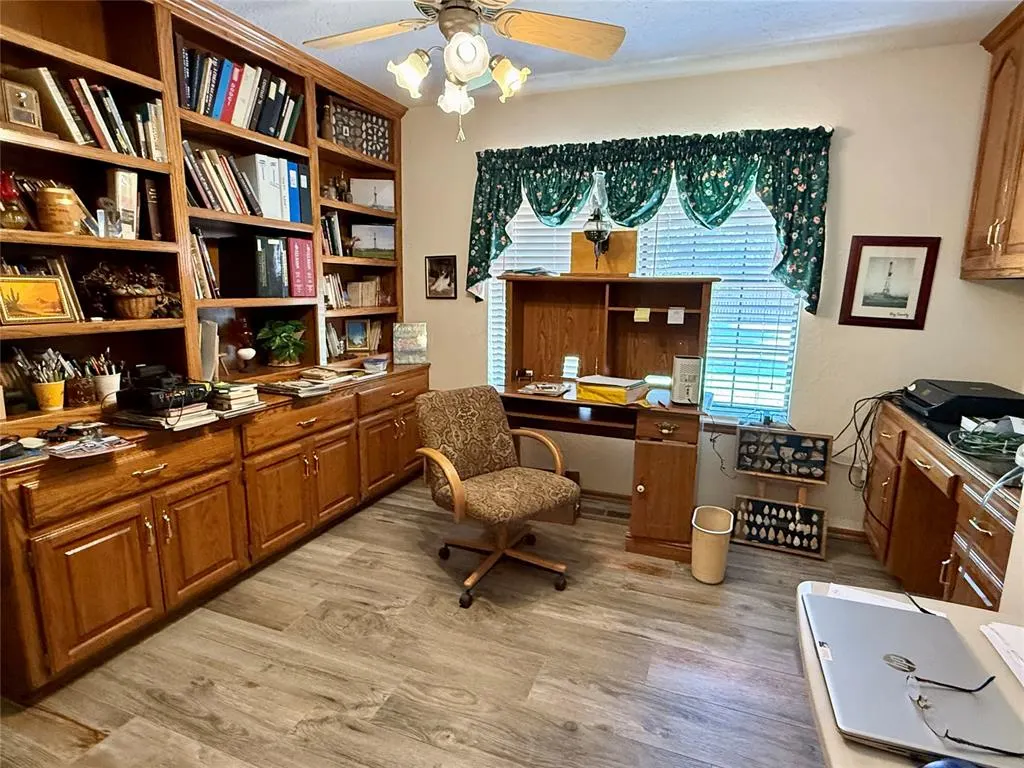 Photo 10 — 2308 Sunup Place, Clinton, OK 73601