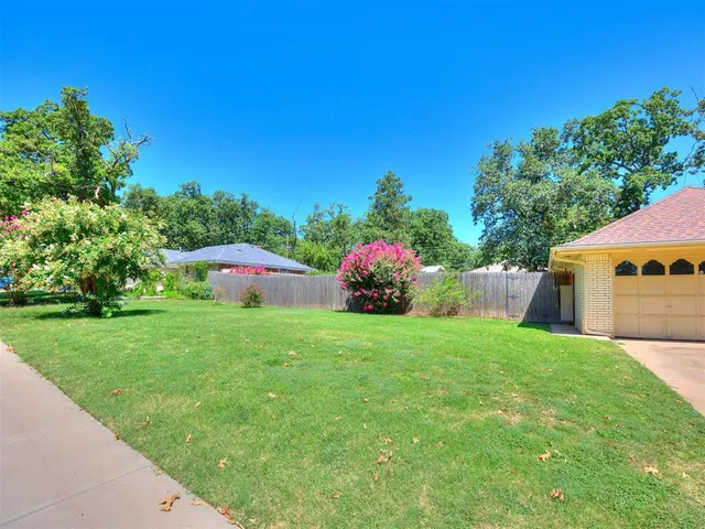 Photo 5 — 5015 NW 19th Street, Oklahoma City, OK 73127