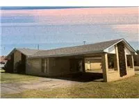 Photo 4 — 2100 N broadway Street, Moore, OK 73160