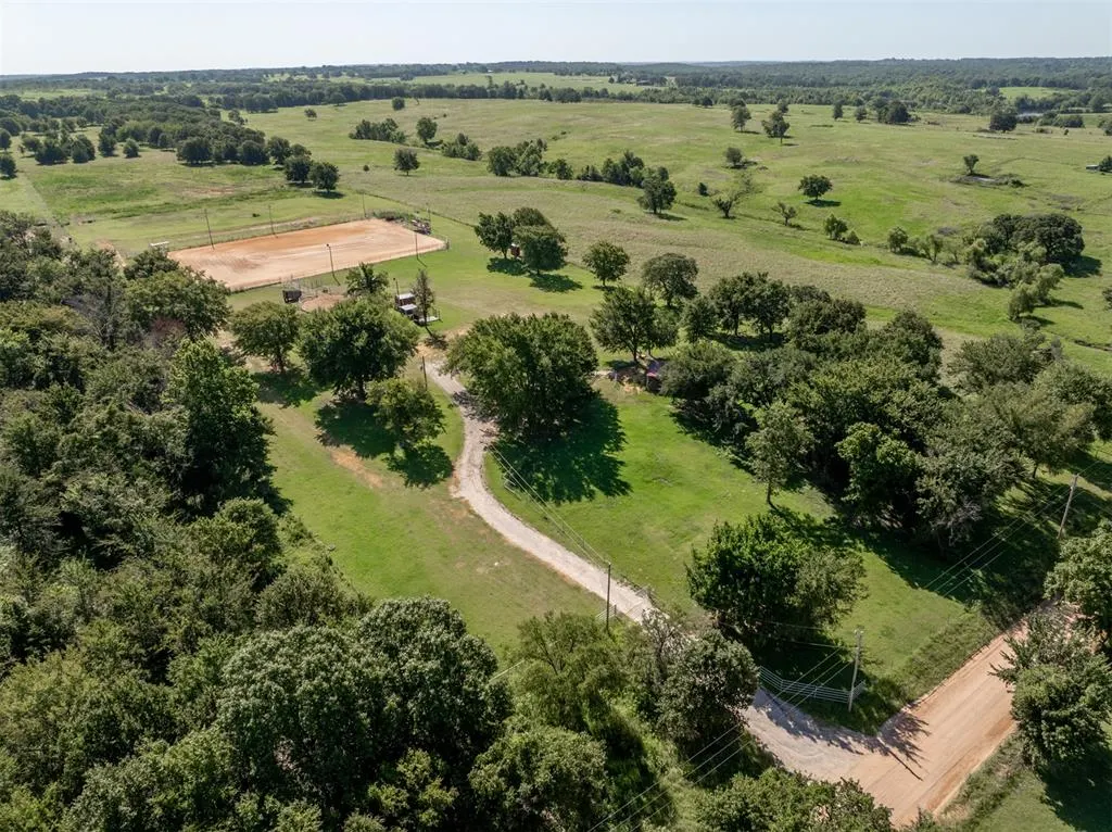 Photo 2 — 98038 N 3745 Road, Okemah, OK 74859