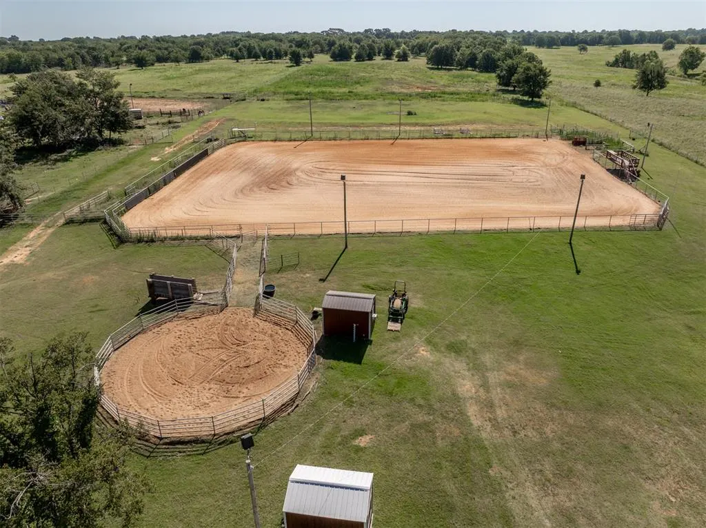 Photo 6 — 98038 N 3745 Road, Okemah, OK 74859