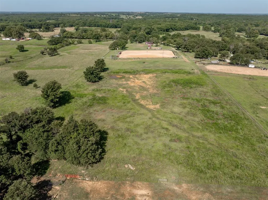 Photo 7 — 98038 N 3745 Road, Okemah, OK 74859
