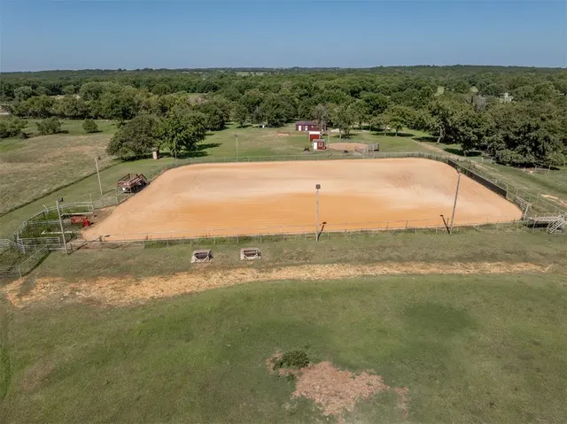 Photo 8 — 98038 N 3745 Road, Okemah, OK 74859