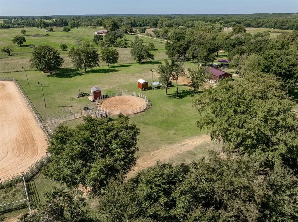 Photo 12 — 98038 N 3745 Road, Okemah, OK 74859