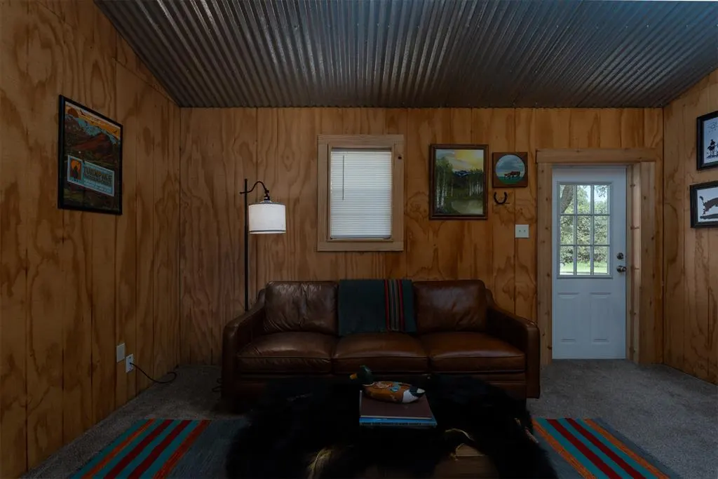 Photo 19 — 98038 N 3745 Road, Okemah, OK 74859